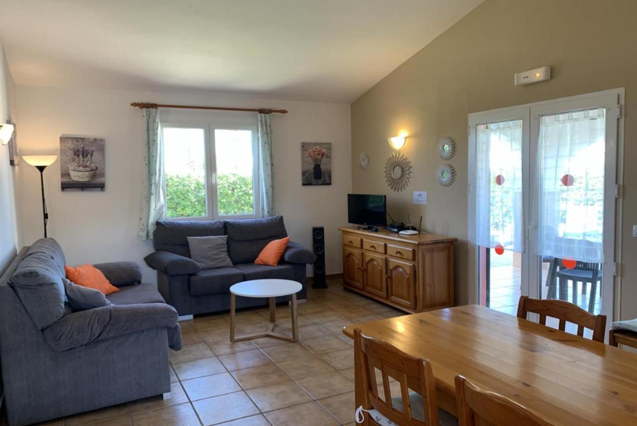 Villa Juana Cala'N Bosch  Exteriör bild