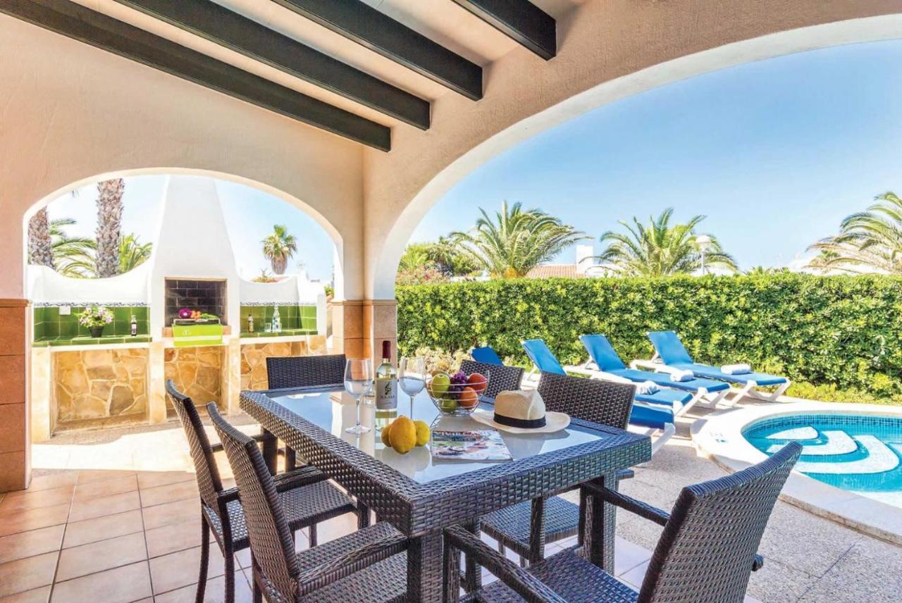 Villa Juana Cala'N Bosch  Exteriör bild